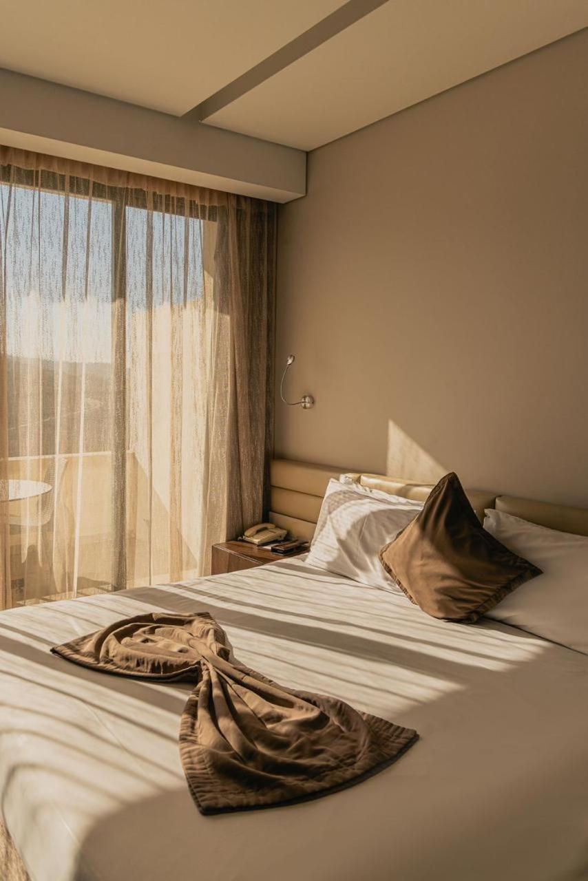 Country Lodge Hotel & Resort Βηρυτός Εξωτερικό φωτογραφία