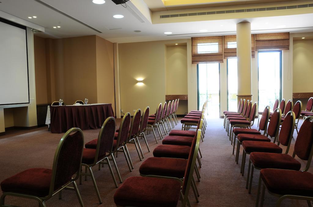 Country Lodge Hotel & Resort Βηρυτός Εξωτερικό φωτογραφία